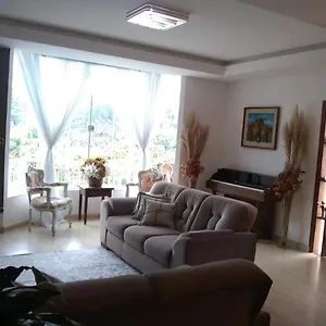 Casa de Férias Casa Da Marta No Capivari, Campos do Jordão
